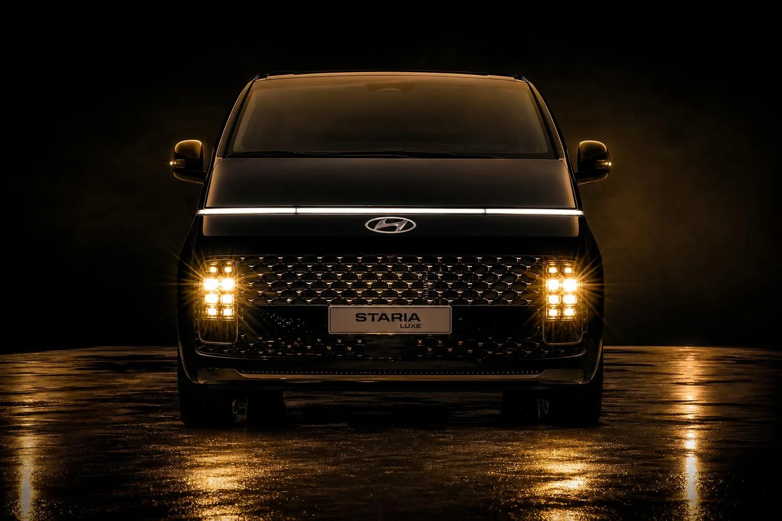 Фары Hyundai Staria LUXE