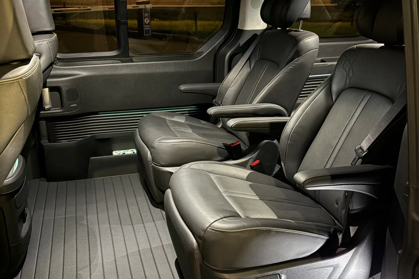Трансфер Астана — Петропавловск на Hyundai Staria LUXE
